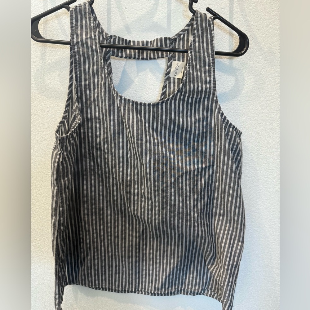 Kalleigh Black & White Striped Sleeveless Cutout Back Top - Size M